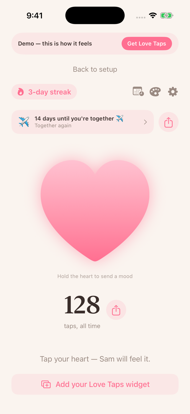 Actual Love Taps home screen with a heart button for sending a tap